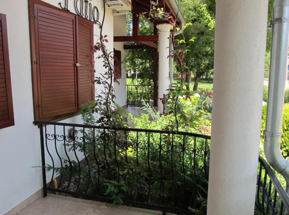 Villa Patio Zewnętrze zdjęcie